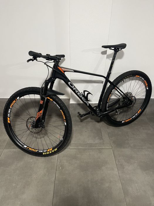 Bicicleta BTT Orbea Alma Carbono