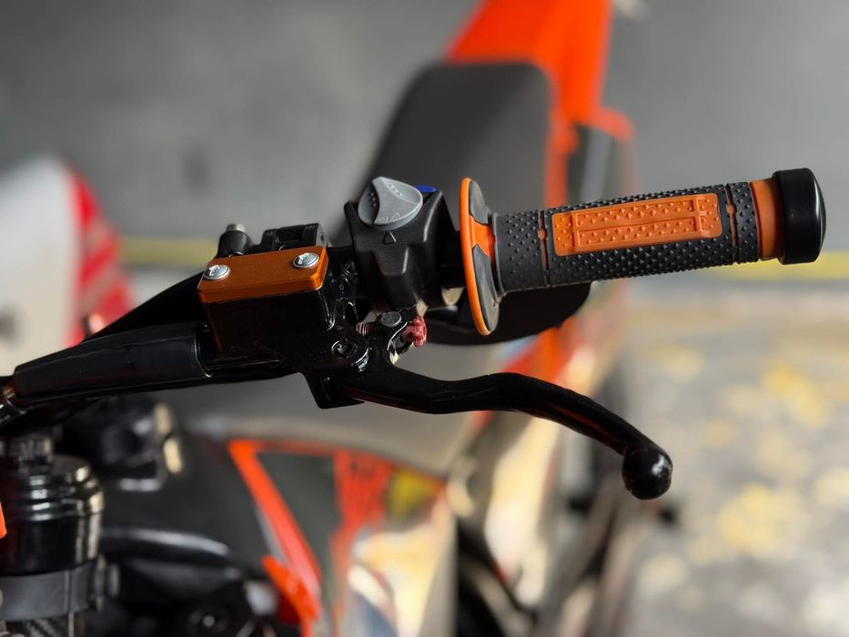 Ktm exc 125.