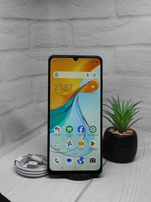 Продам телефон ZTE Blade V50 Vita  6+6/128Gb NFC в гарному стані
