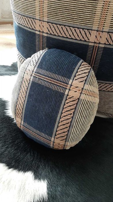 Подушки декорные /две штуки/