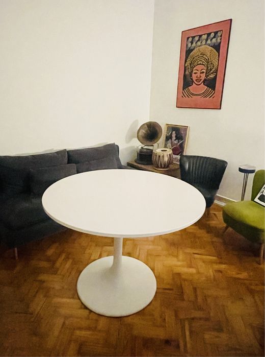 Mesa Redonda Docksta | Docksta Round Table