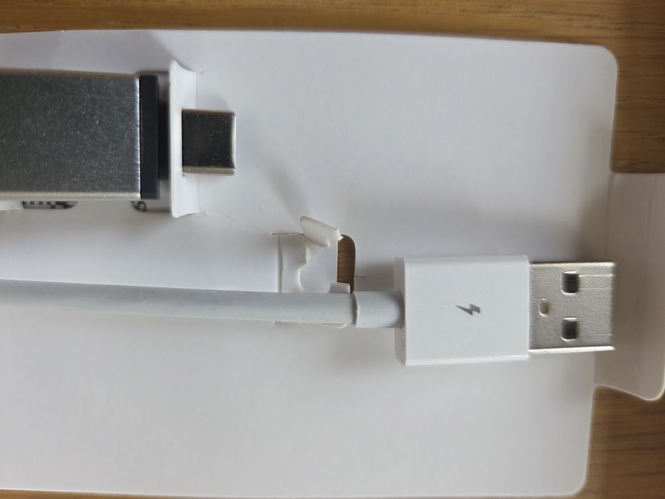Adapter do bezprzewodowego Carplay IPhone