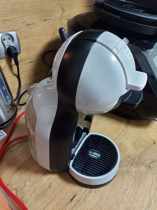 Ekspres na kapsułki Dolce Gusto - Krups Mini Me