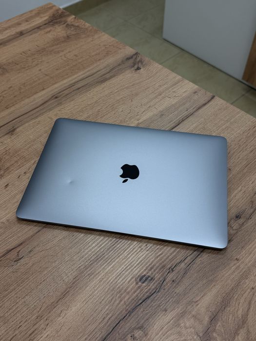 13” MacBook Air 2020 — Space Gray — i3/8GB/128GB — Нова Батарея — 100%