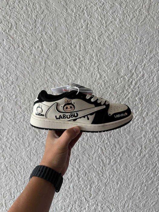 Кросівки Nike Air Jordan 1 low x Travis Scott x Labubu premium