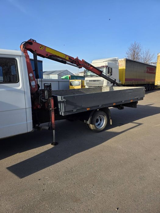 мерседес 711 1996 року