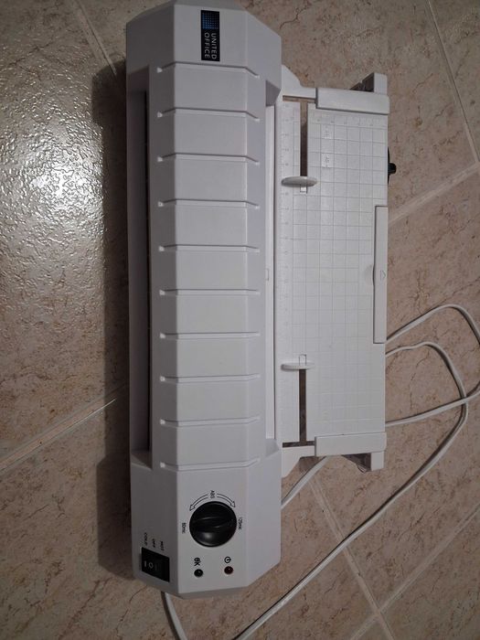 Plastificadora tamanho A4 united office