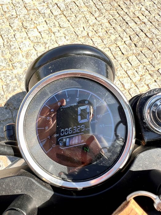 Bluroc Legend 125 — 2022 |  Apenas 6.400 km
