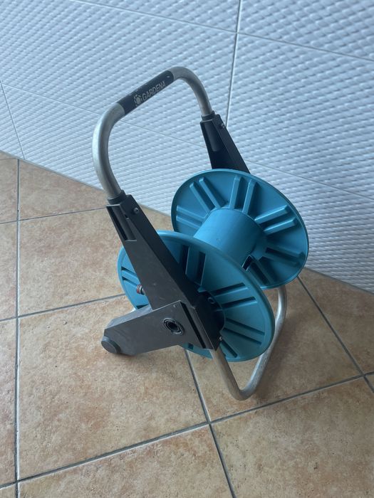 Enrolador de Mangueira Gardena