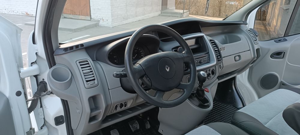 Продам Renault Trafic 2010 року