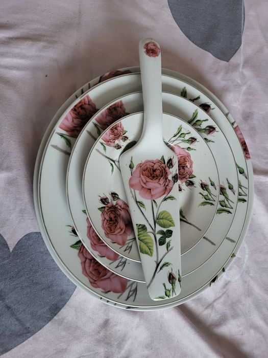 Zestaw do ciasta , tortu porcelanowy z łyżka  Affek .