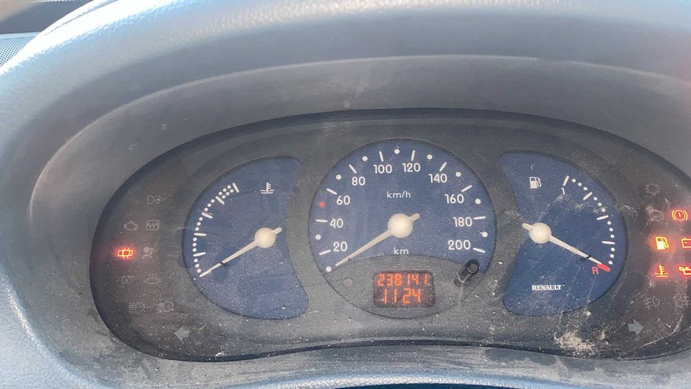 Renault.   kangoo
