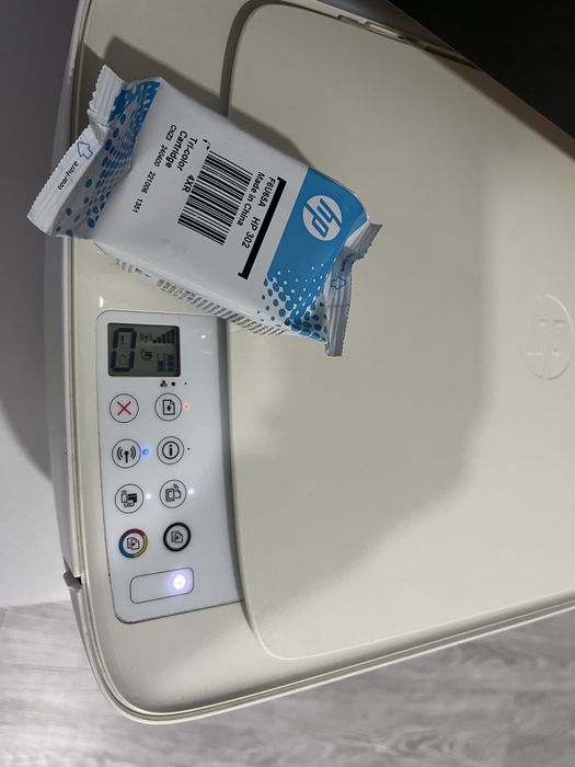 Impressora HP deskJet3630 com tinteiros extra