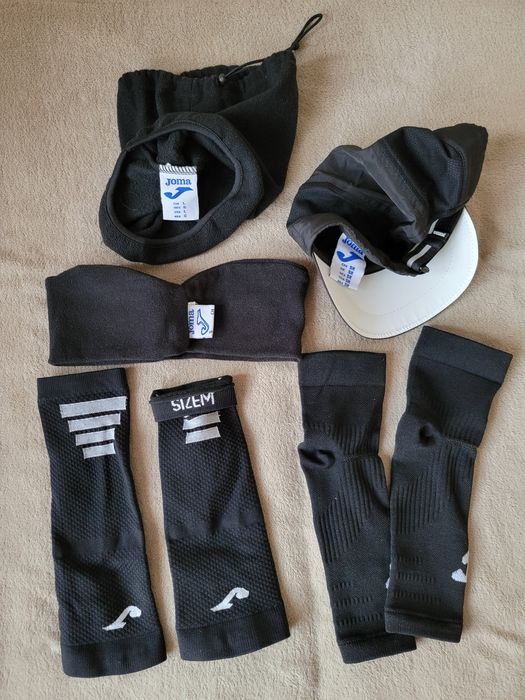 Для бігу компресійні рукави, гетри, кепка, майка та інше