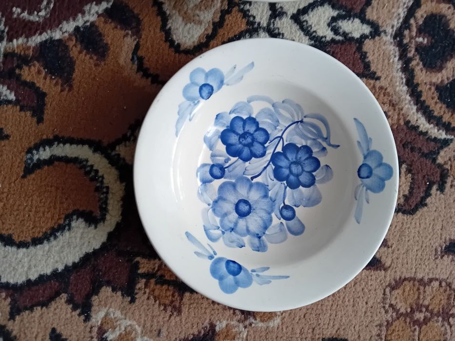 Włocławek ,Koło  miski talerz vintage gratis mleczni