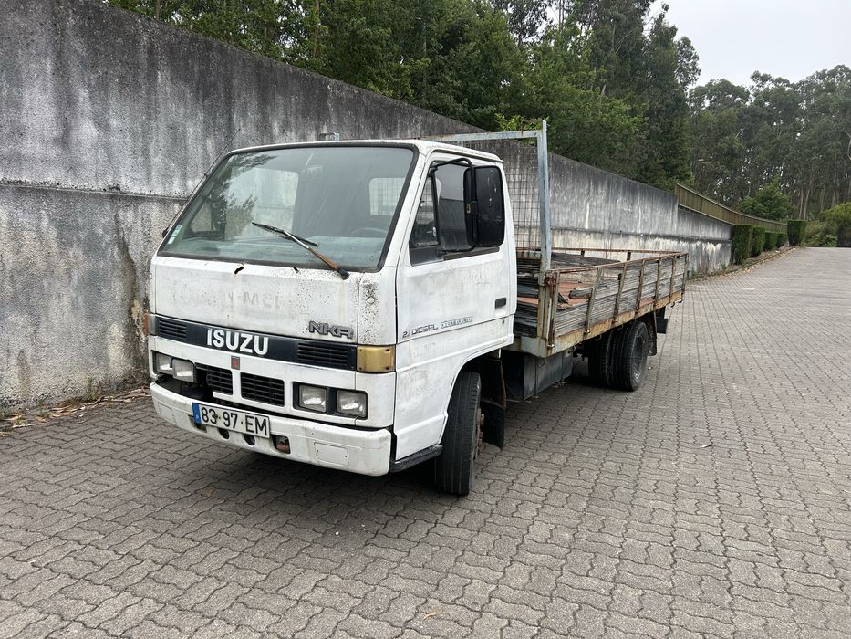 Isuzu NKR 2.8 caixa aberta