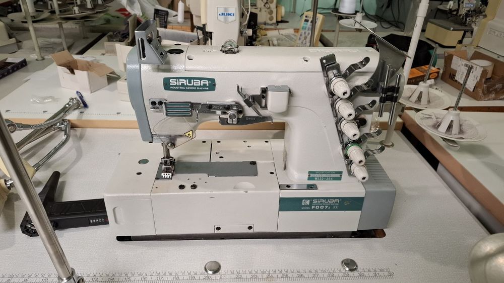 Швейна машина зігзаг Juki LZ-2284NU-7. Прямострочки, оверлоки Siruba