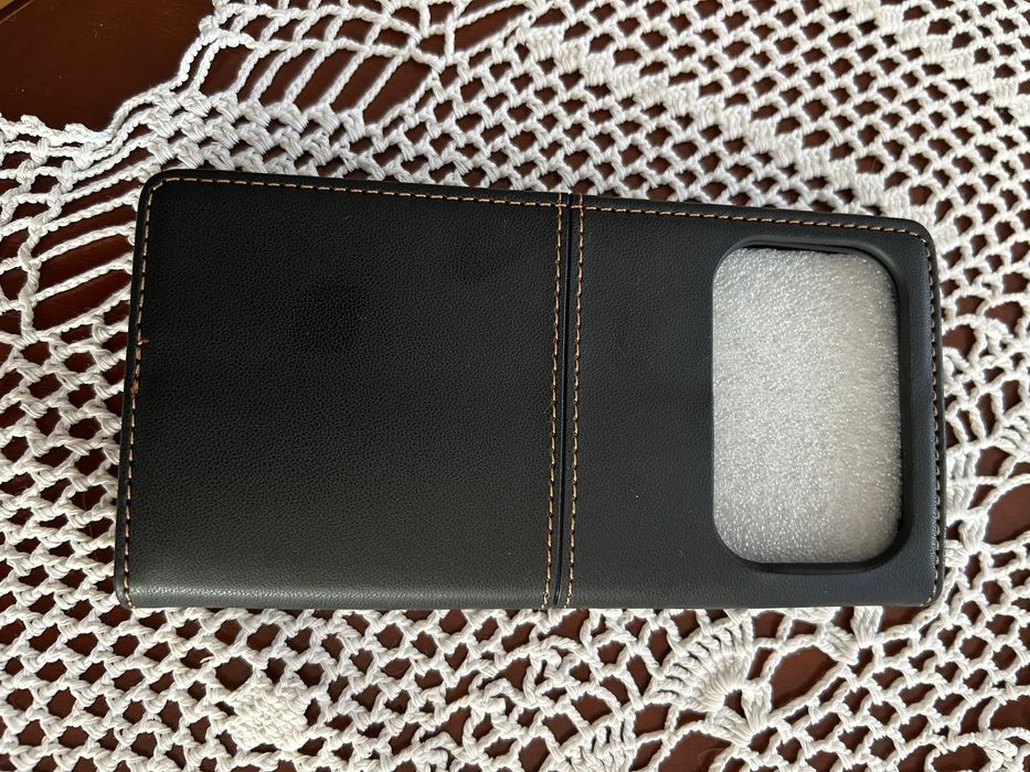 Futerał na iphone 17 pro