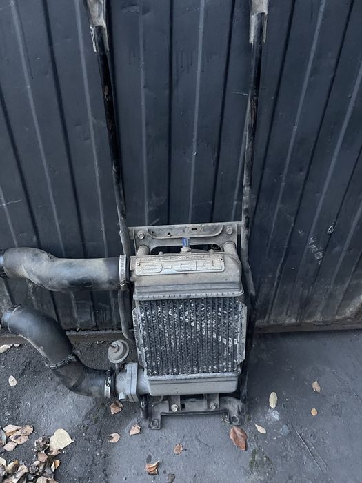 Chlodnica intercooler ze stelazem kpl Patrol Gr y 61 2.8 tdi rd28