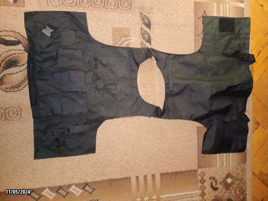 Плитоноска чорная