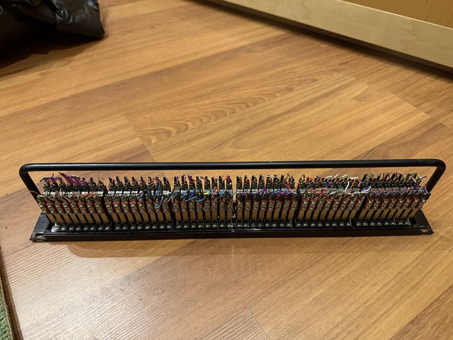 Patchbay bantam TT Rean ( Neutrik )