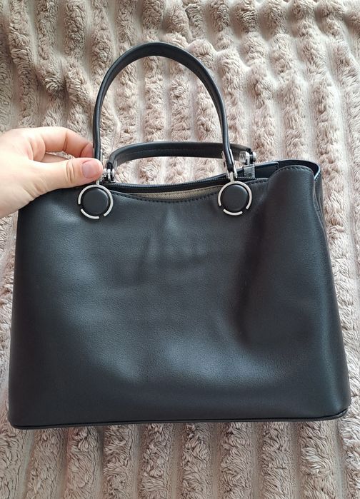 Чорна елегантна сумка