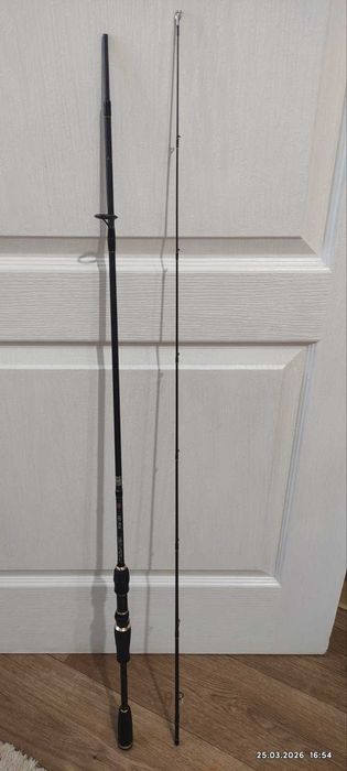 Спиннинг Favorite Varita VRT-702M 2.10m 7-21g