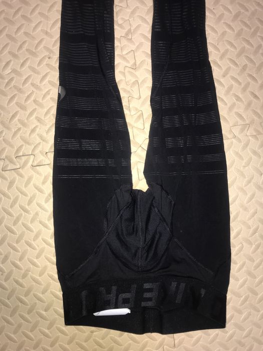 Чоловічі тренувальні трико тайси nike pro hyperrecovery С