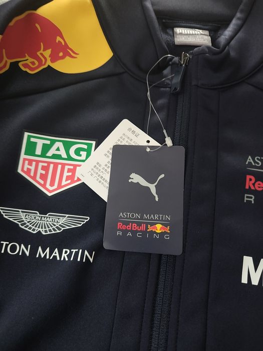 Softshell Red Bull Aston Martin.