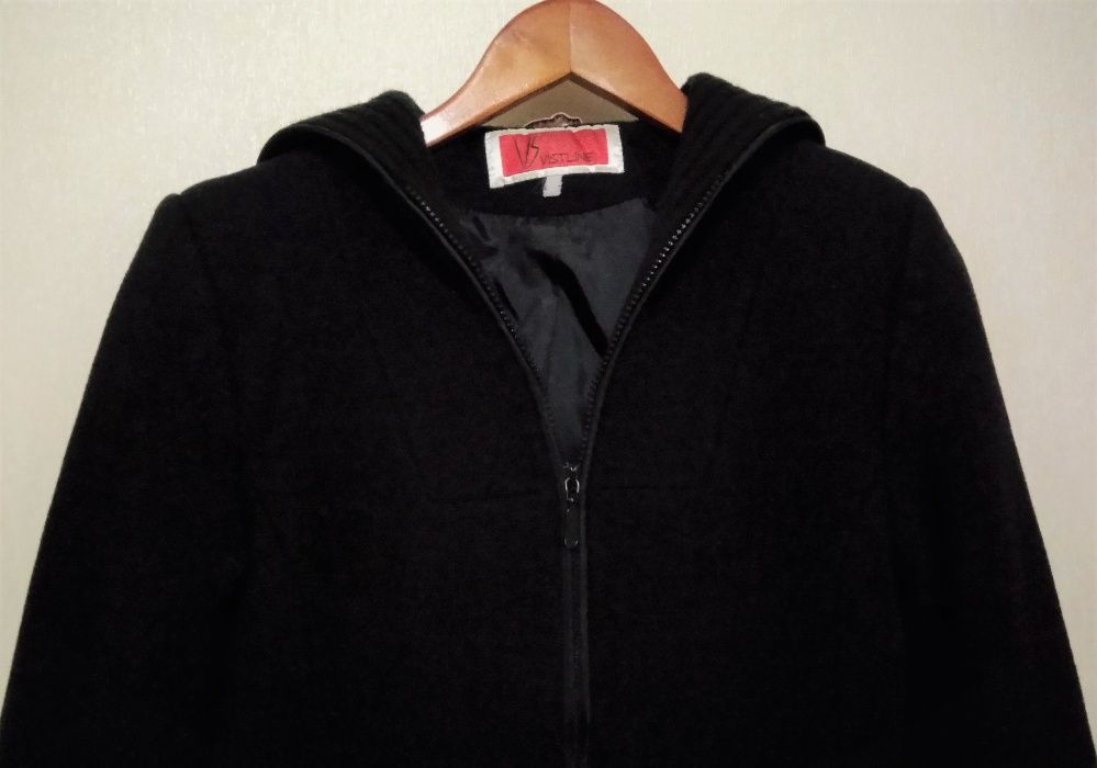 Пальто жіноче vistline.