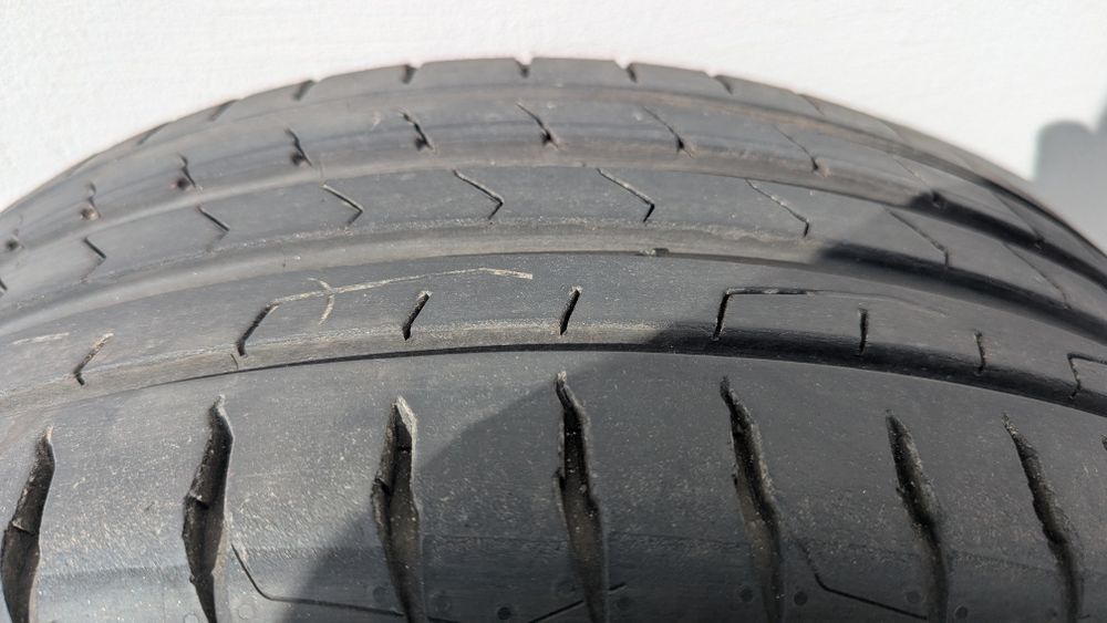 Continental premium contact 7 205/55/17 95W  XL шини літні