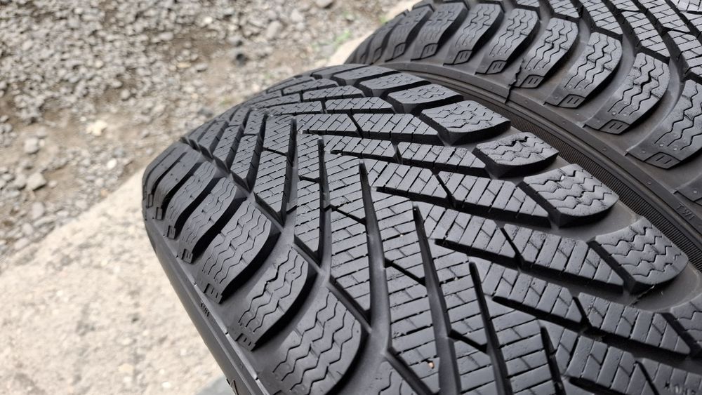 Pirelli 185/60 R15 Winter 8 mm
