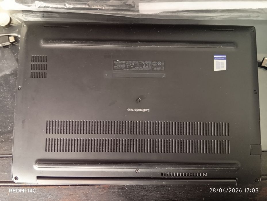 Dell Latitude 7490