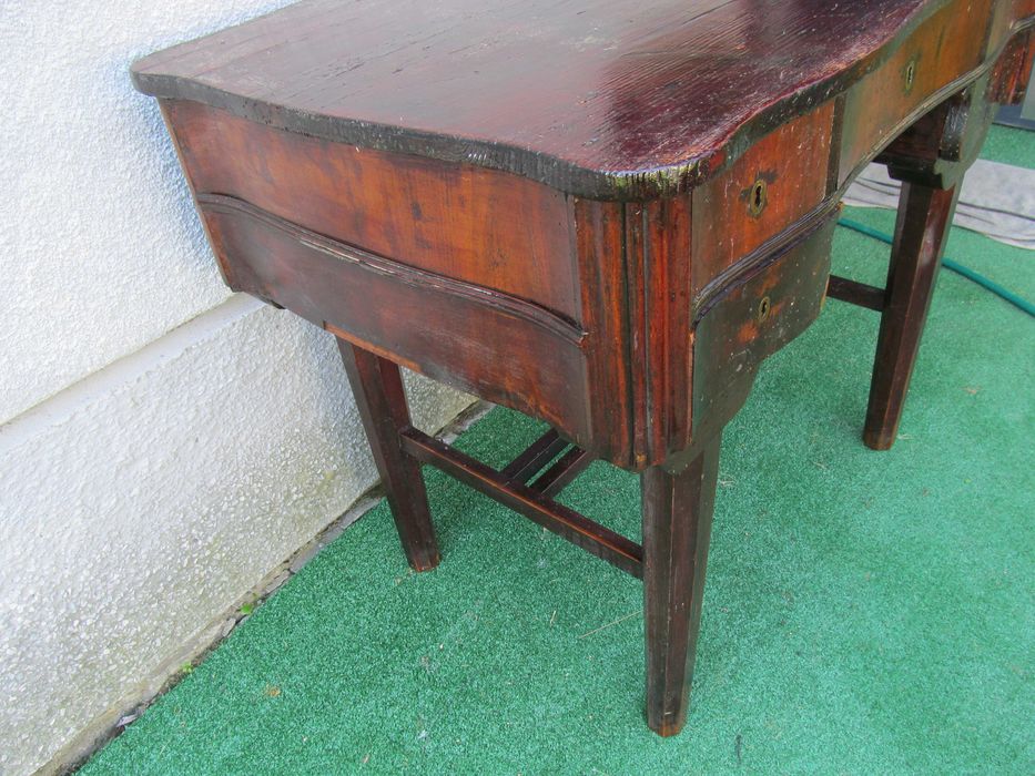 Stare małe biurko damskie, biedermeier ?