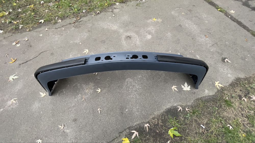 Передній бампер BMW E34 5-серія