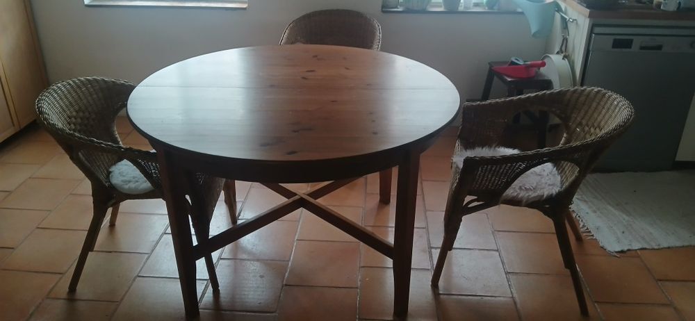 Mesa de refeição extensivel