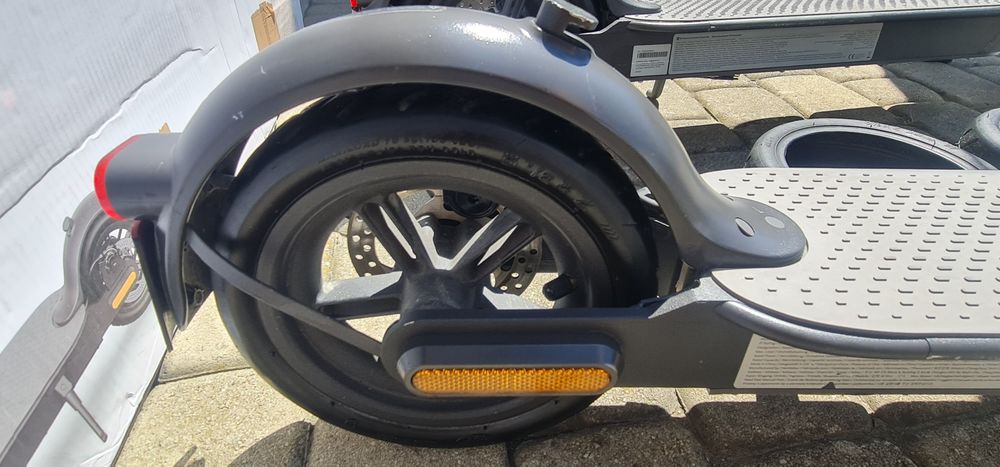 2 hulajnogi xiaomi scooter 1s I scooter essential