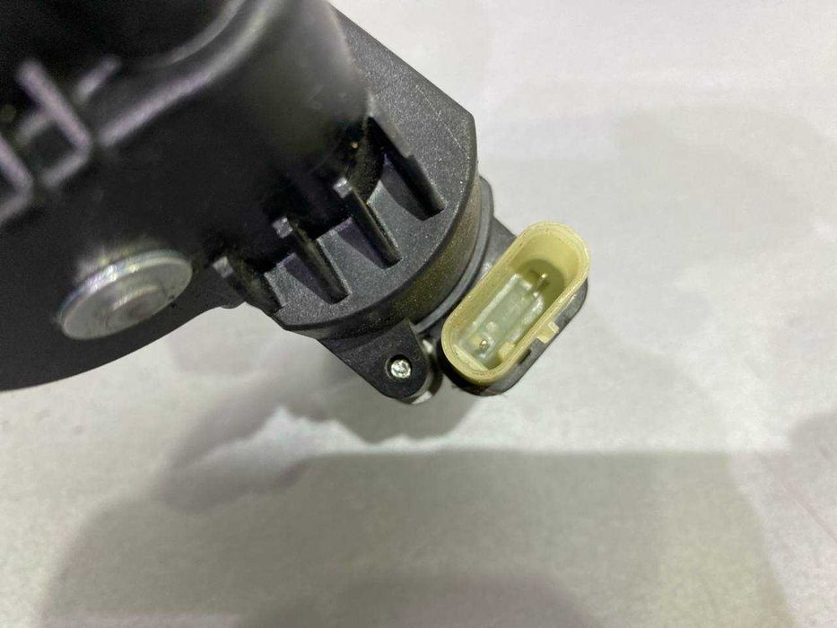 Замок багажника jeep cherokee kl Джип черокі кл 2019 2020 2021+