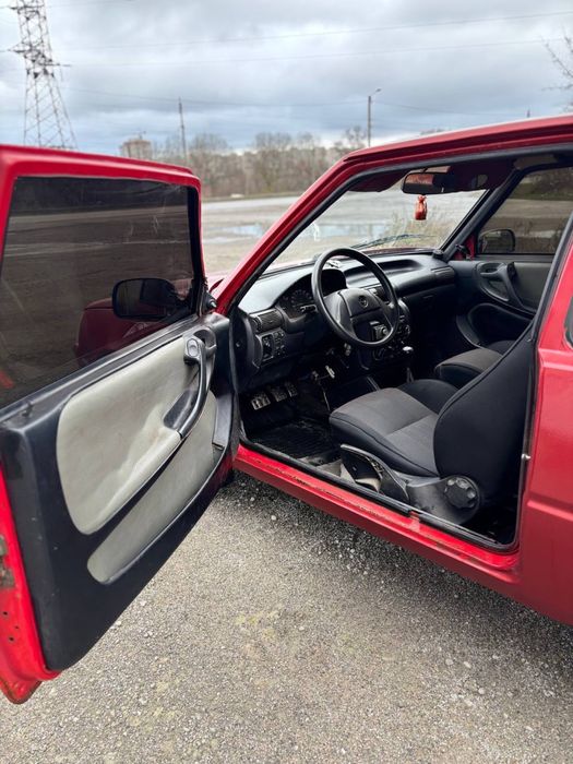 Продам либо обменяю Таврию 1.1 бензин