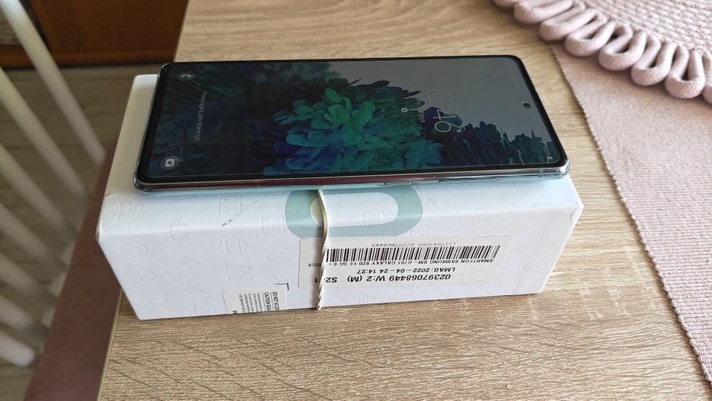 Samsung S20 FE 5G. Nowa bateria.