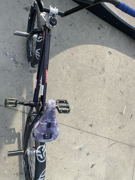 Streetowy bmx  polowa czesci nowa (opis)