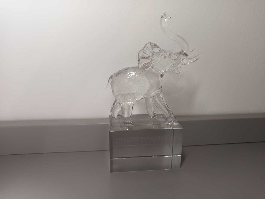 Escultura em Vidro – Elefante
