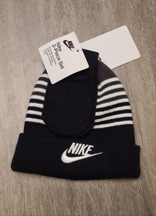Nowy zestaw czapka i rekawiczki nike na 1-2lata