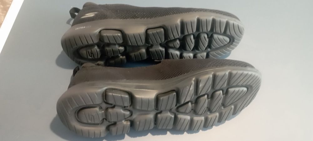 Чоловічі сліпони нові