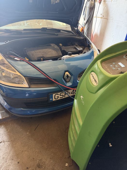 Renault cllio 3   1.2 benzyna 2006 rok