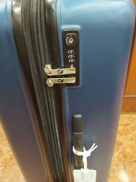 Mala malas de porão até 23 kg viagem casa quarto apartamento vivenda.