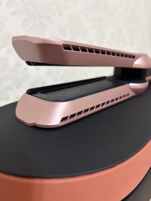 Prostownica dyson airstrait