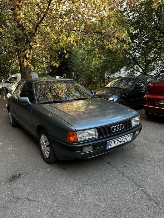 Продам. Audi 80.