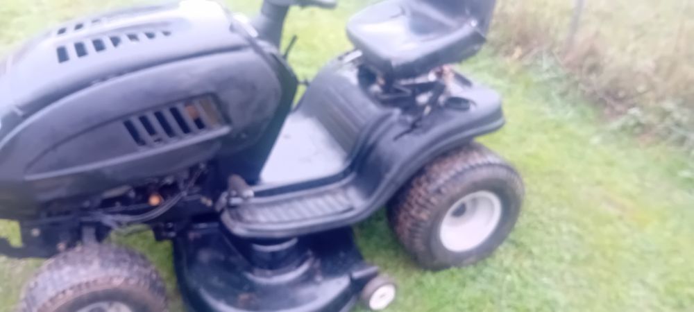 Tractor corta relva  25cv bicilindro