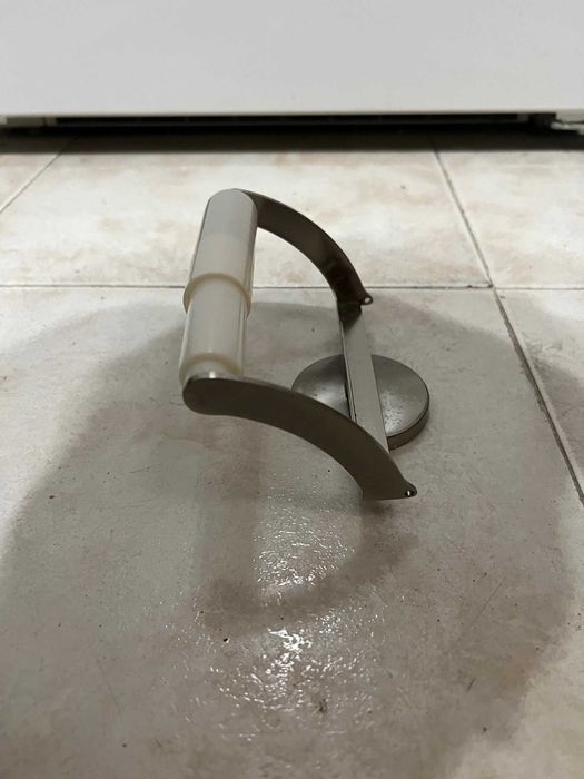 Conjunto Toalheiros para WC + suporte papel